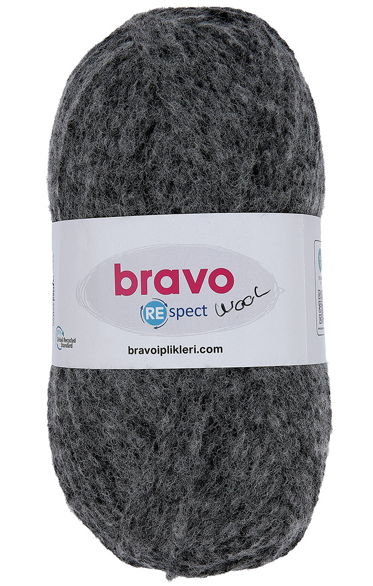 Lammy Yarns Bravo Respect Black (99) (per pak)