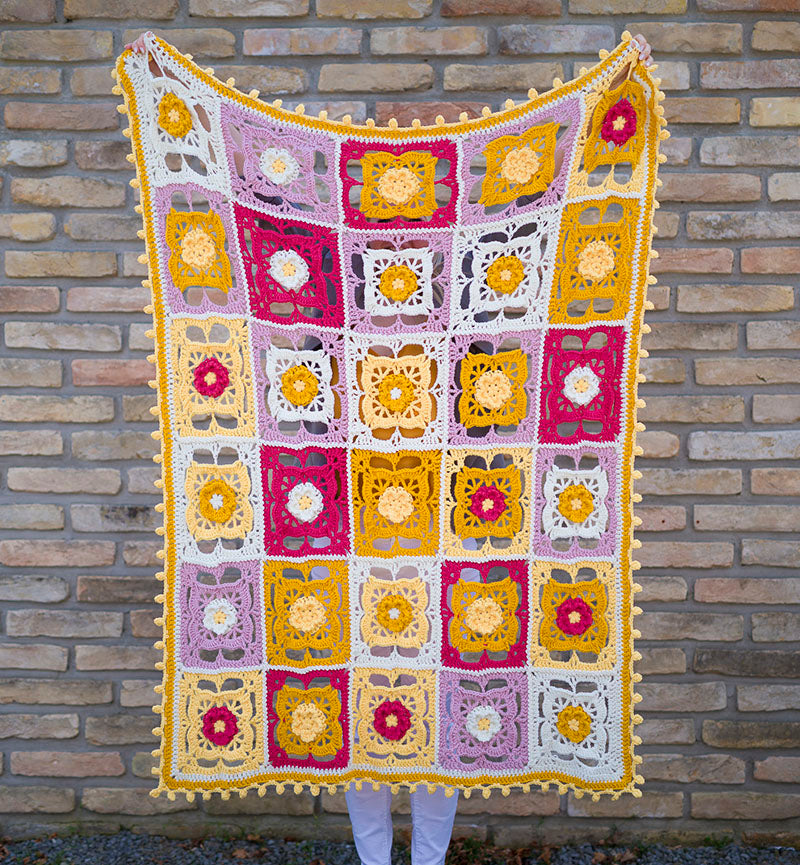 Blooming Blossom (dekens haken)