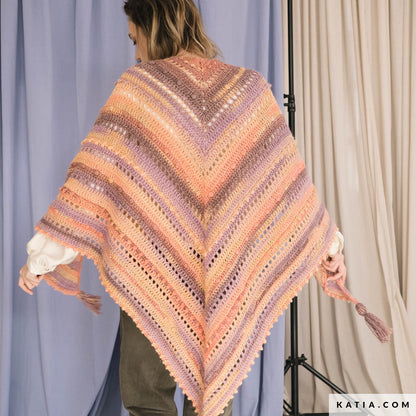 Katia Crochet No 124